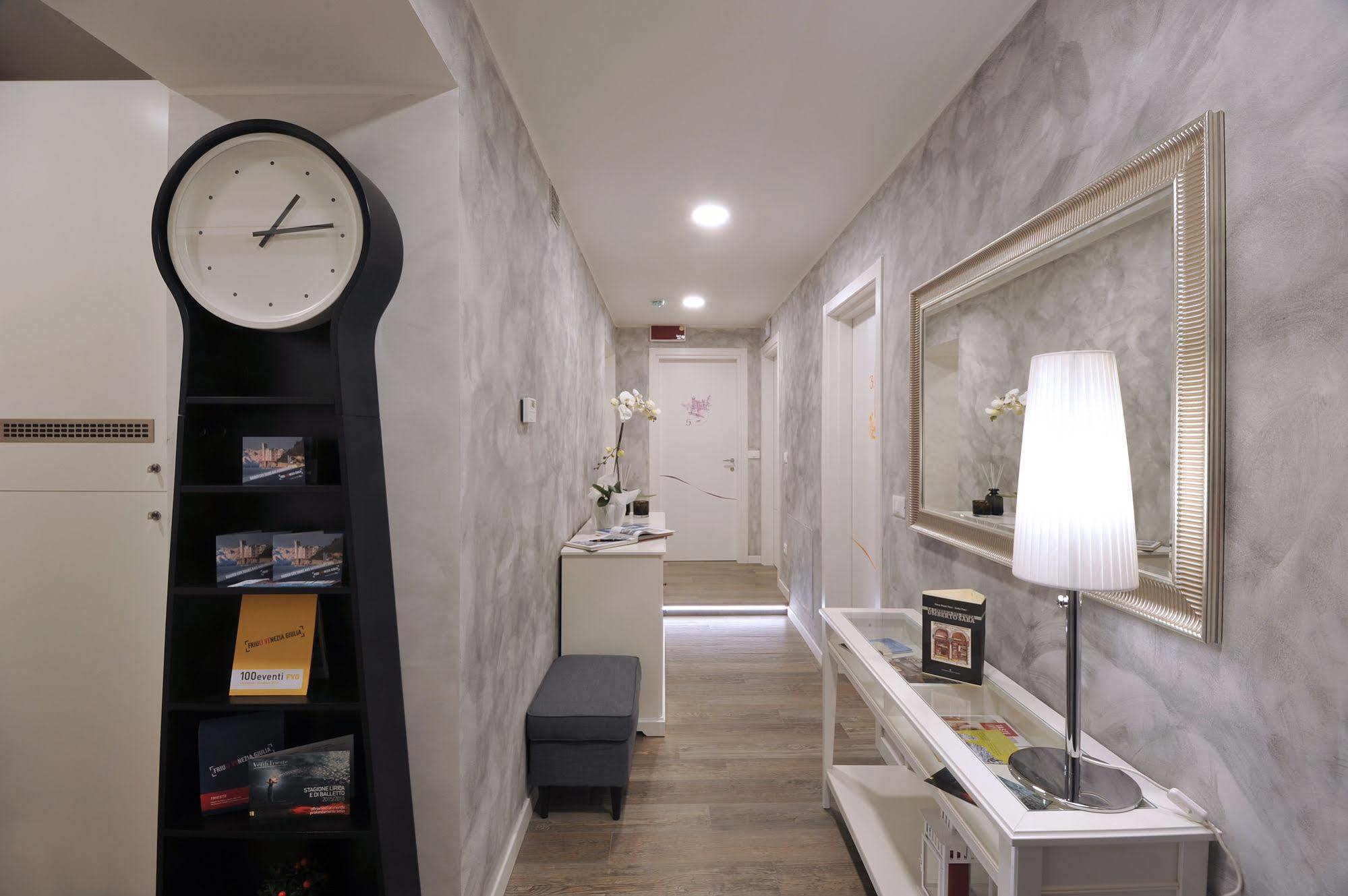 Hotel Residenza Corso Saba à Trieste Extérieur photo